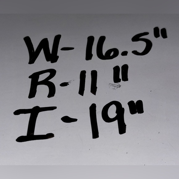 Under Armour Capri Leggings Women L Sports Gym Training Workout Walking Running - Picture 6 of 6